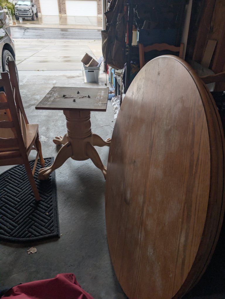 oak table and chairs
