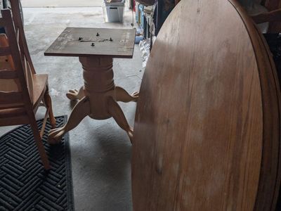 oak table and chairs