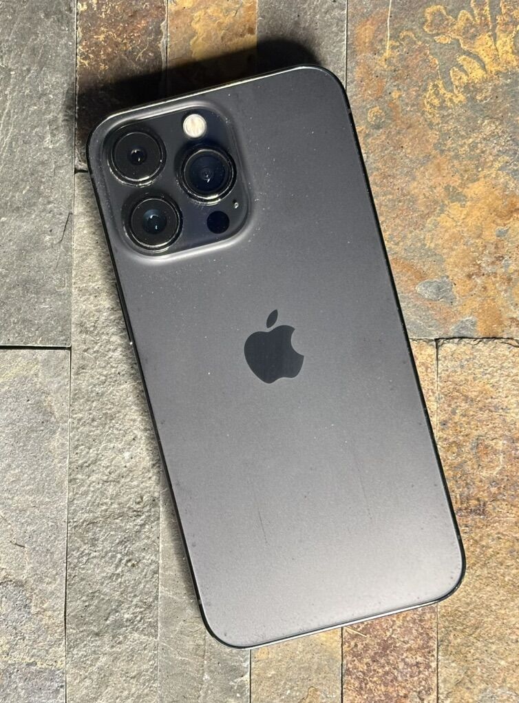 512 Gb iPhone 13 Pro 100% Battery Health Unlocked