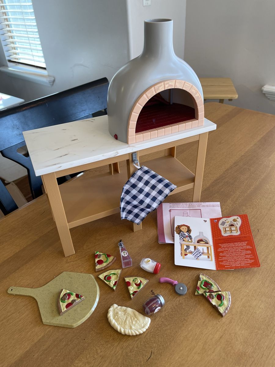 Our Generation Pizza Restaurant kit, oven & table