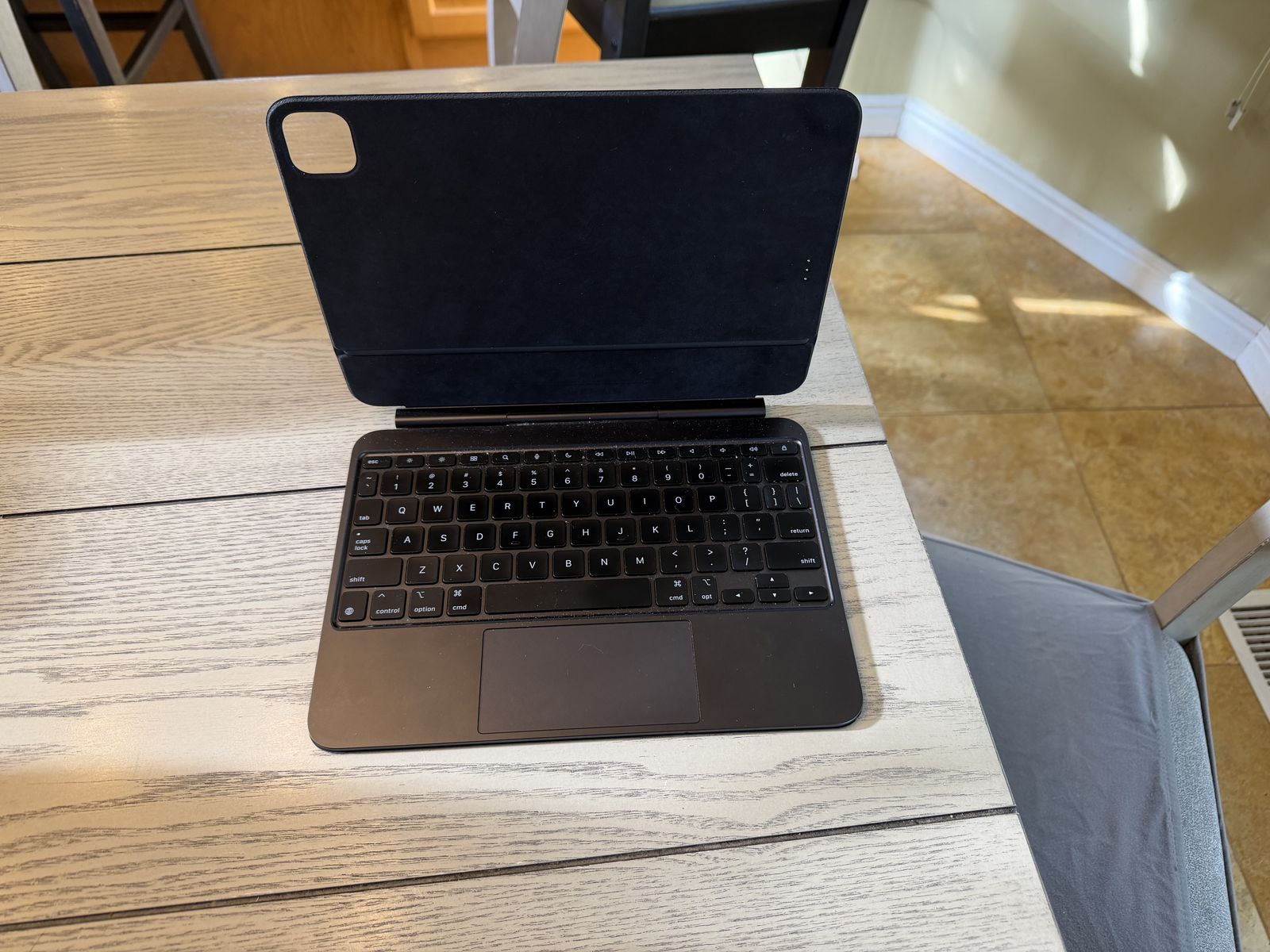 Apple Magic Keyboard for iPad Pro 11” / iPad Air