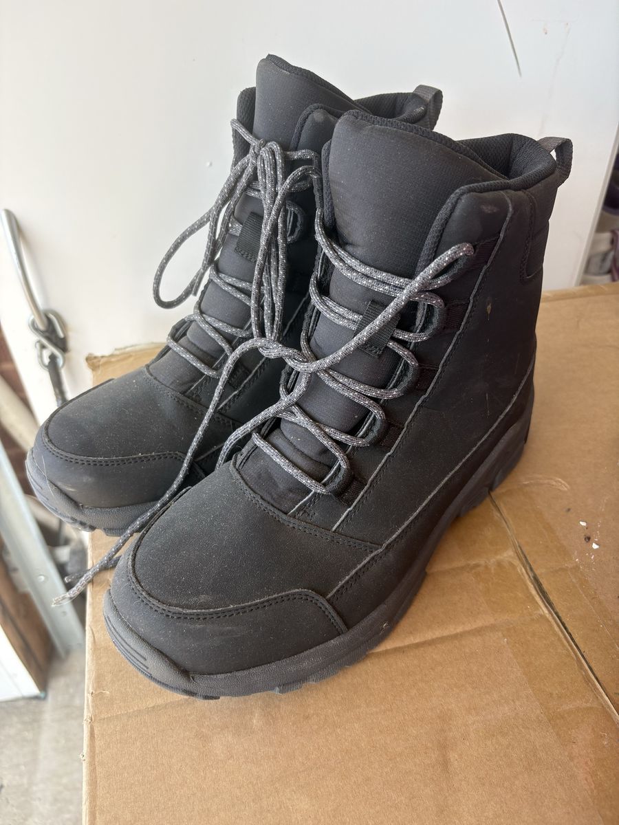 All in Motion Black Winter Boots -