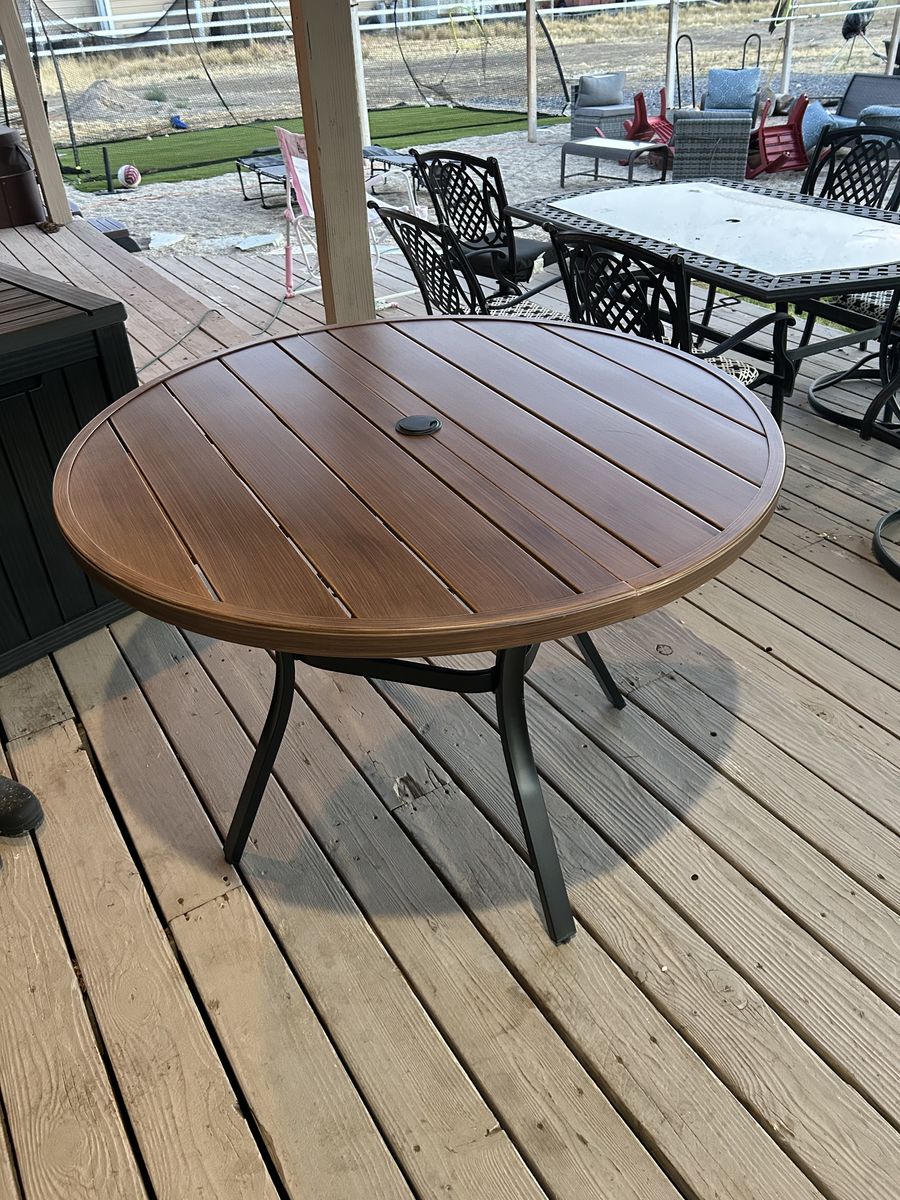 41 Inch Outdoor Table