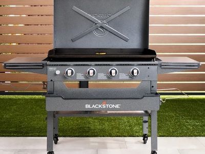 Blackstone Patio 4-Burner 36" Griddle Cooking Station with Cover - Outdoor Flat Top Gas Grill