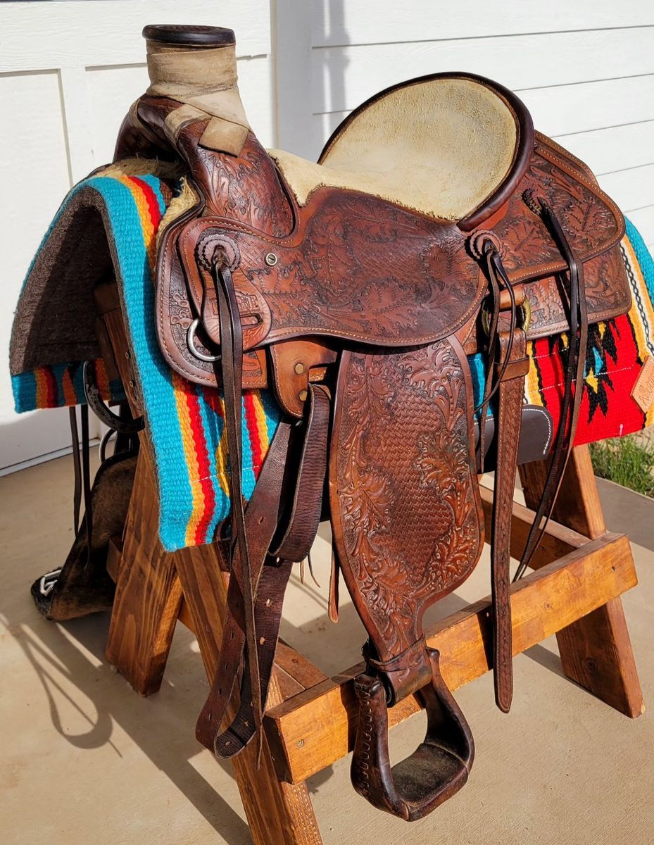 Wade Saddle and Pad