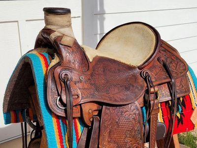 Wade Saddle and Pad