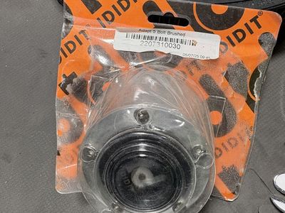 IDIDIT Adapt 5 Bolt Brushed Steering Wheel Adapter New in Package