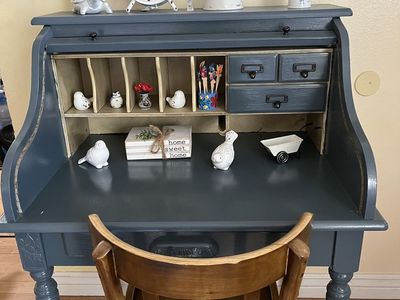 Beautiful vintage refinished roll up desk