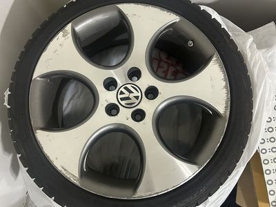 Stock gti wheels with winter tires