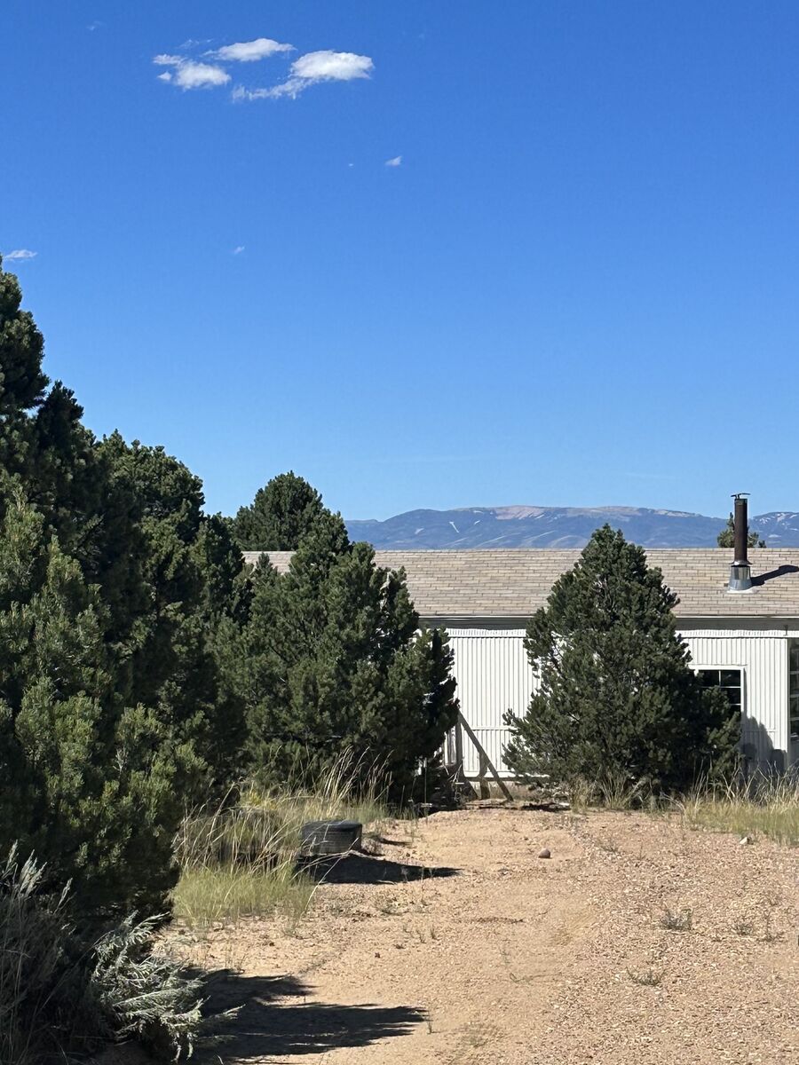 House Trailer and 1.1 acre