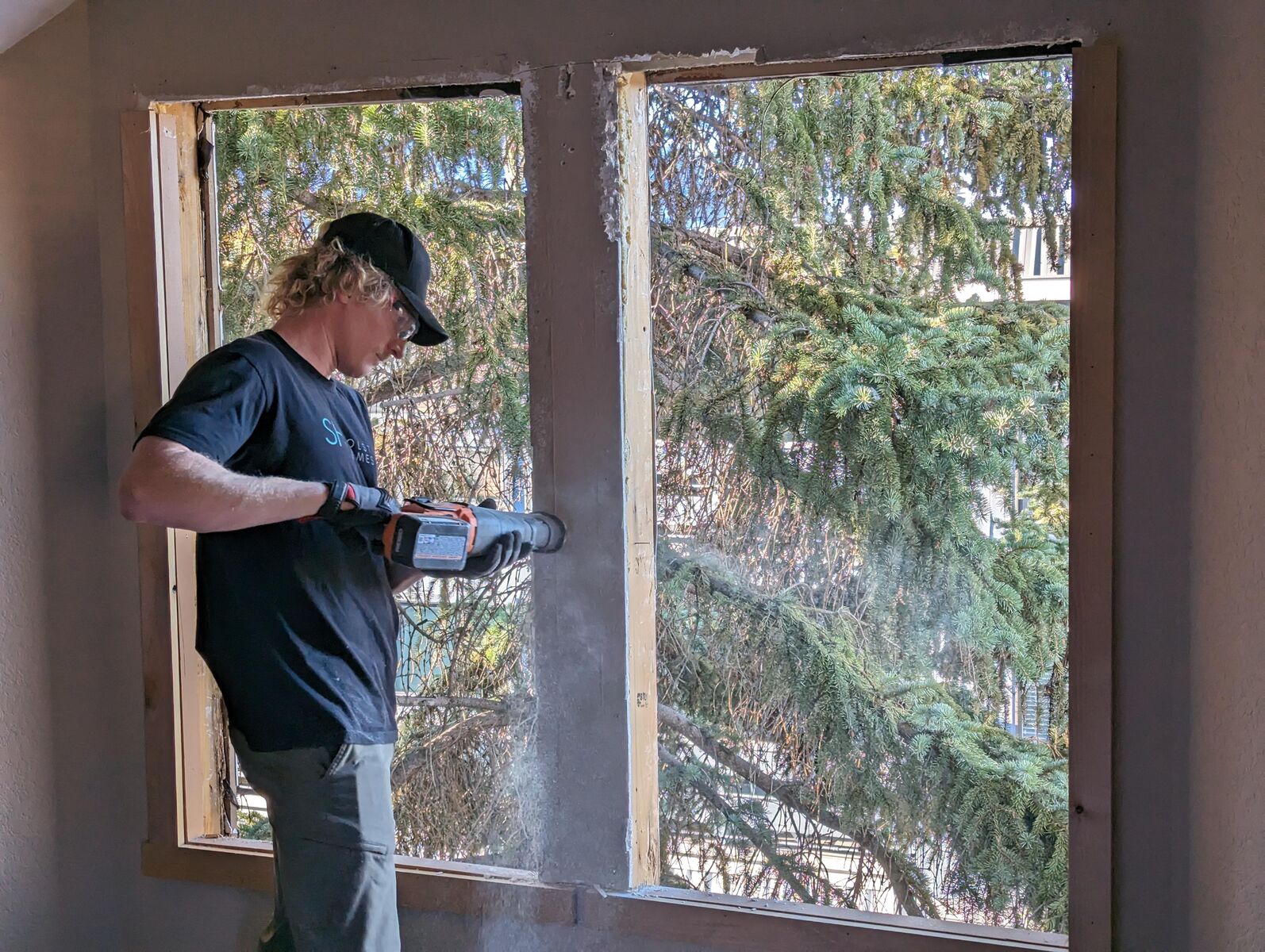 Trango Construction Windows and Glass