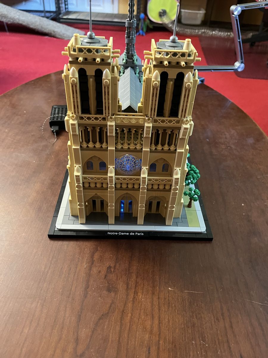 Main image 6