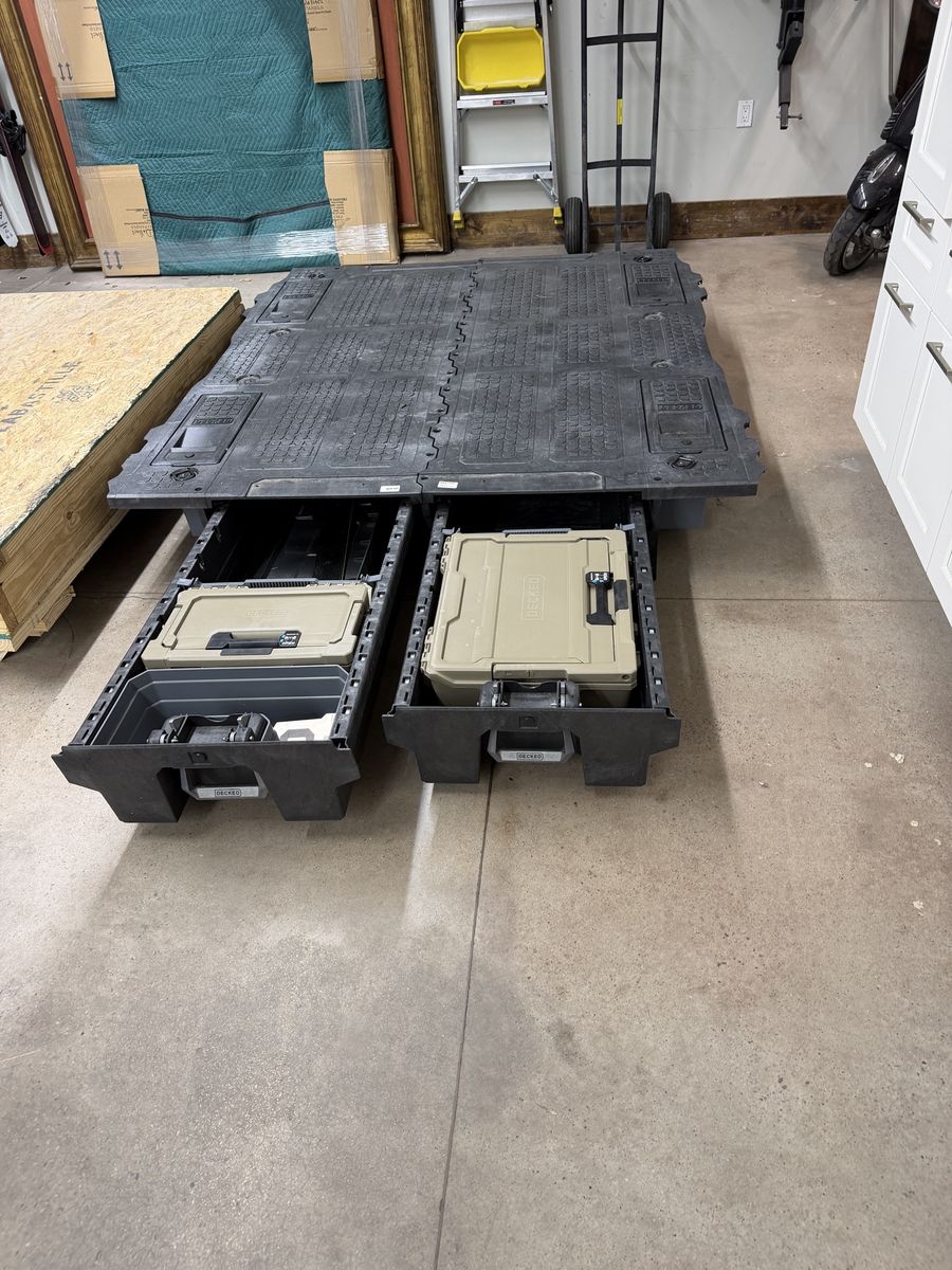 Main image 5