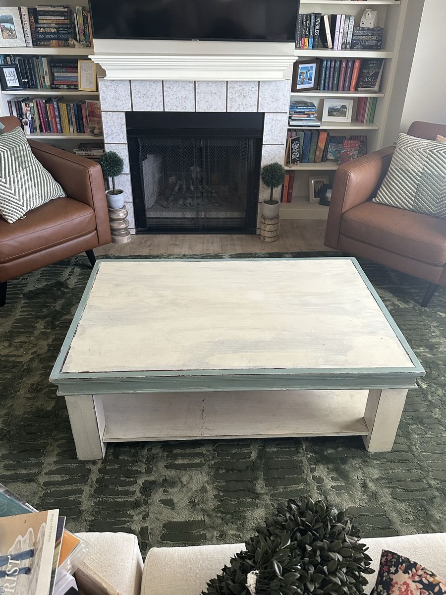 Rustic Farmhouse Coffee Table – 50” x 34”