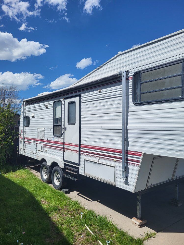 5th wheel trailer for trade