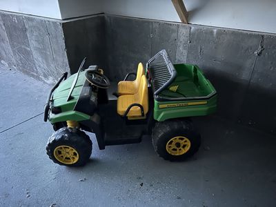 John deer ride on toy