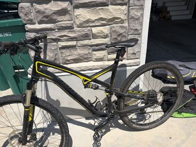 Full Suspension Specilized Camber 29er