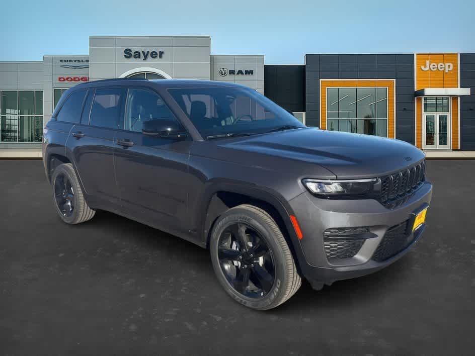 2025 Jeep Grand Cherokee Altitude