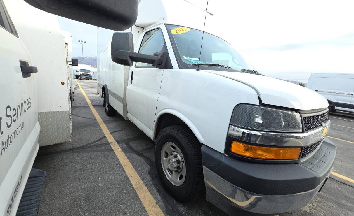 2023 Chevrolet Express 3500