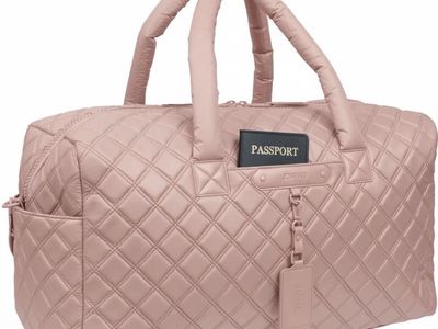 New Joan & David 22 Diamond Quilted Duffel Blush