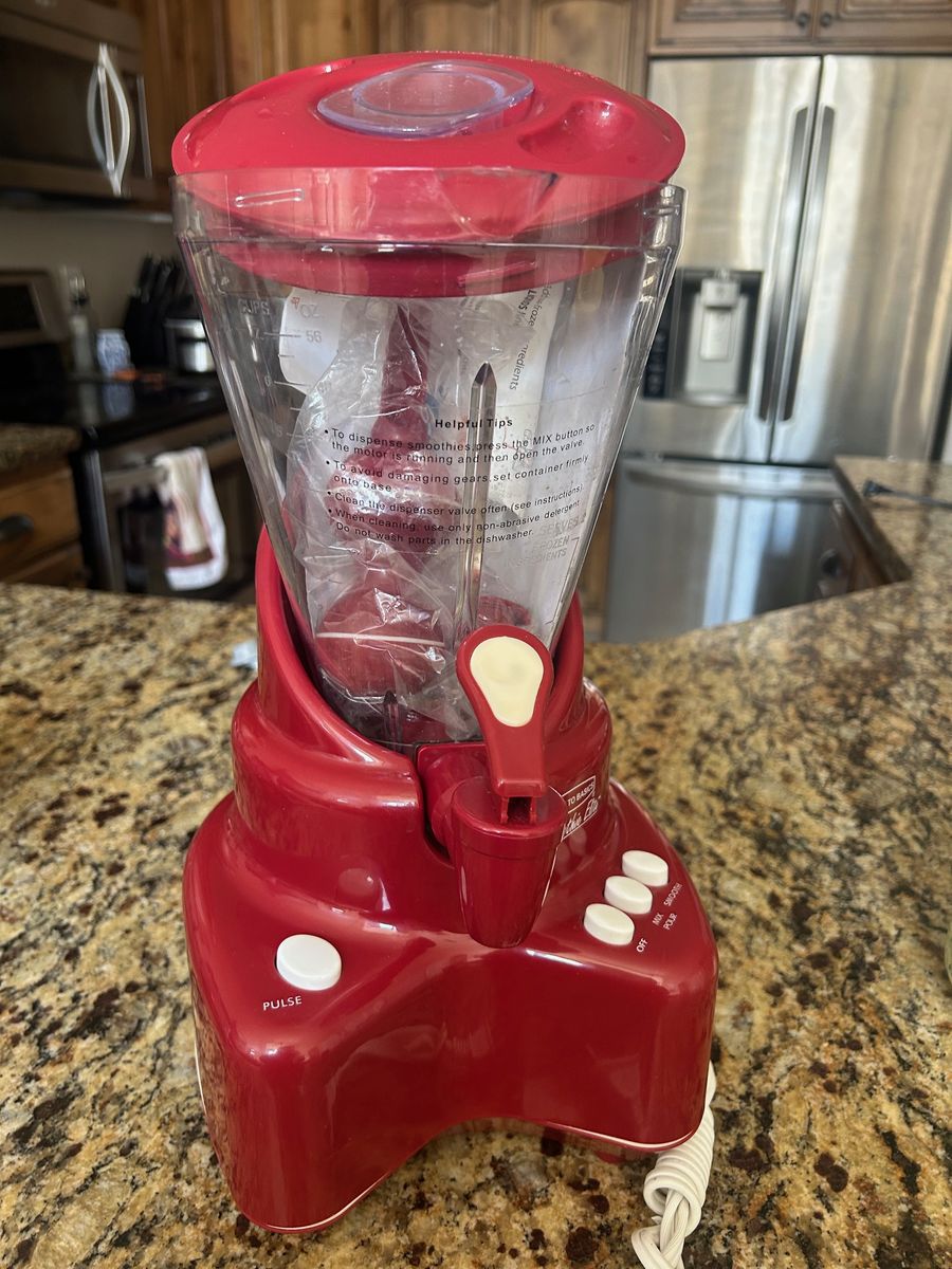 NEW Smoothie Maker/Blender
