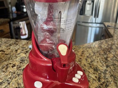 NEW Smoothie Maker/Blender