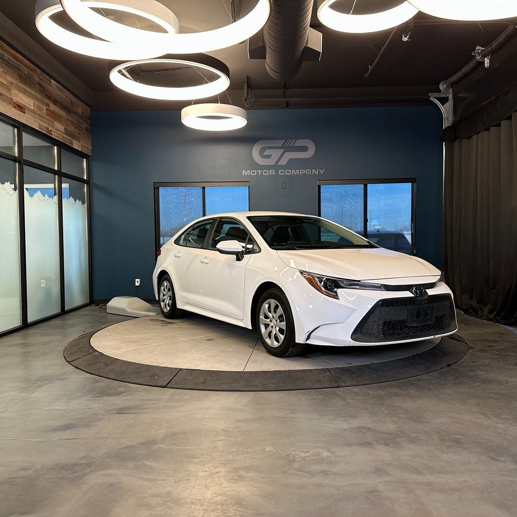 2022 TOYOTA COROLLA LE