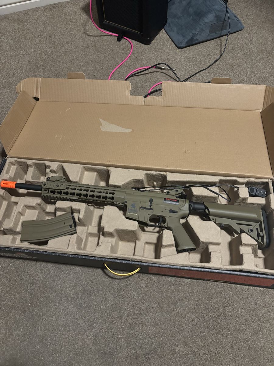 Airsoft rifle