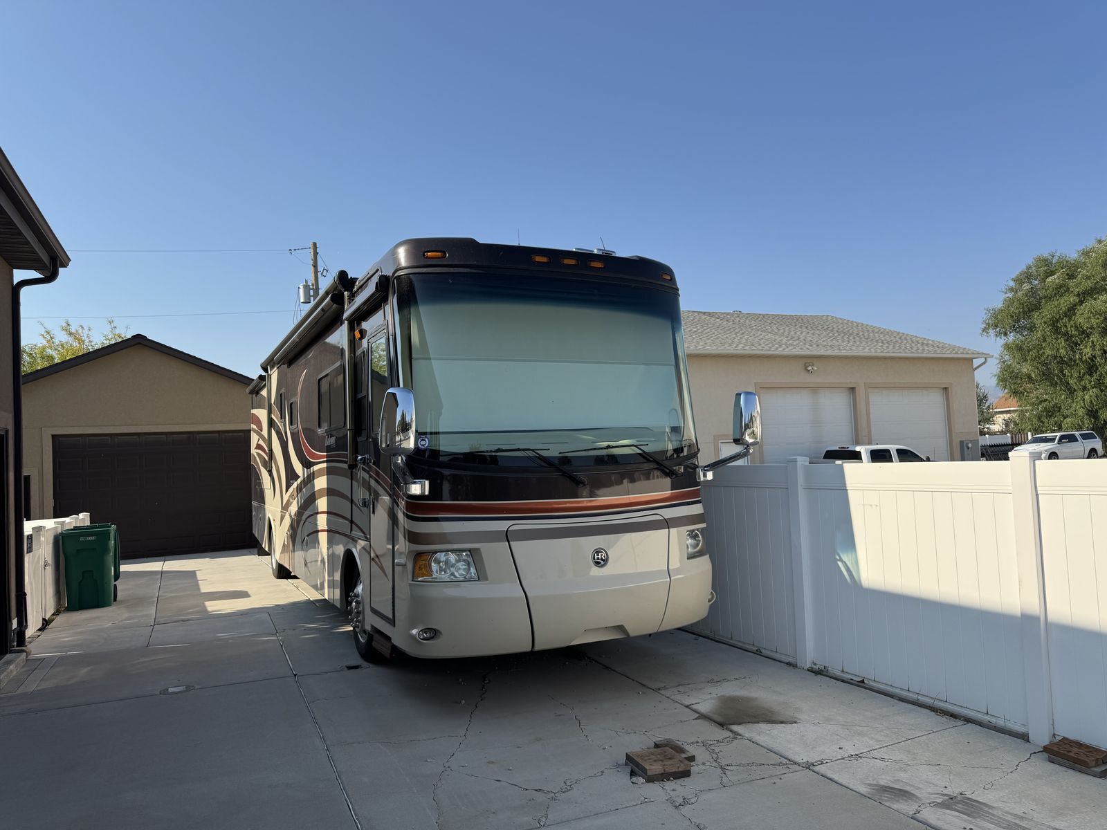 2008 Holiday Rambler Endeavor 40SFT Diesel Pusher 38,000 miles
