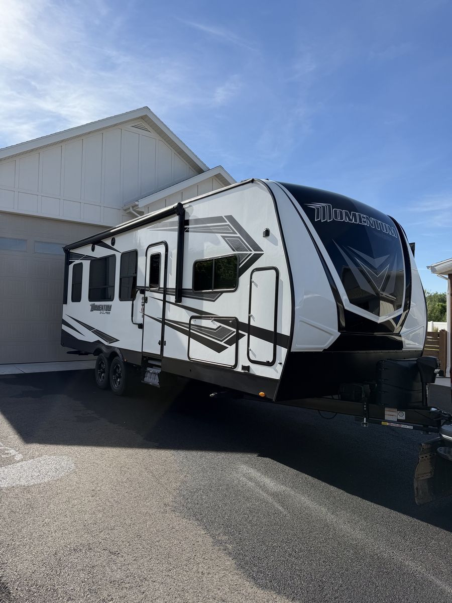 2021 Grand Design Momentum 25G