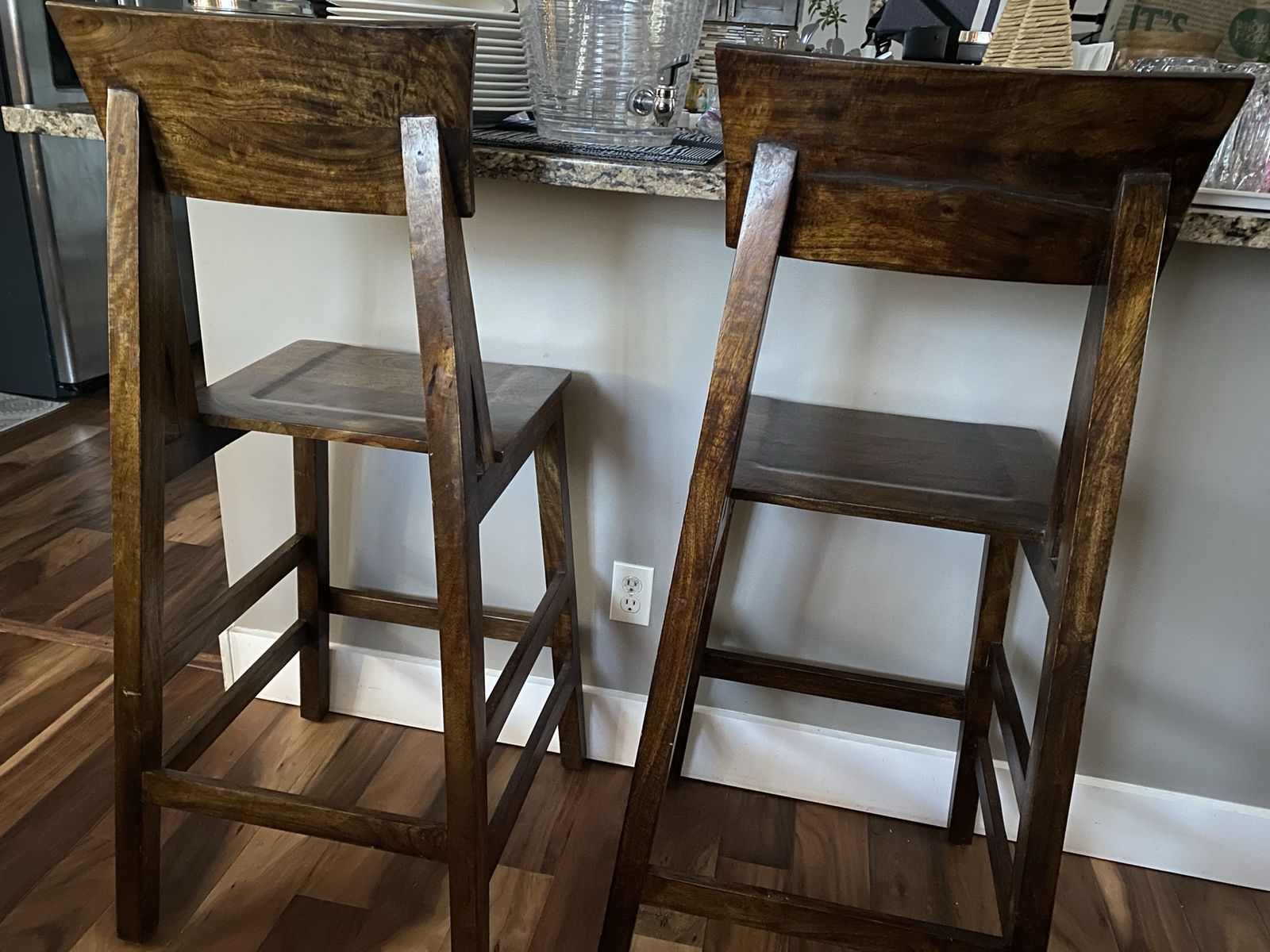 Breakfast bar chairs