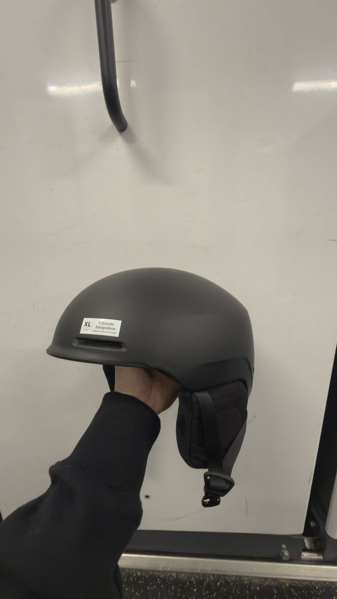 Smith Helmet XL w/ MIPS Technology