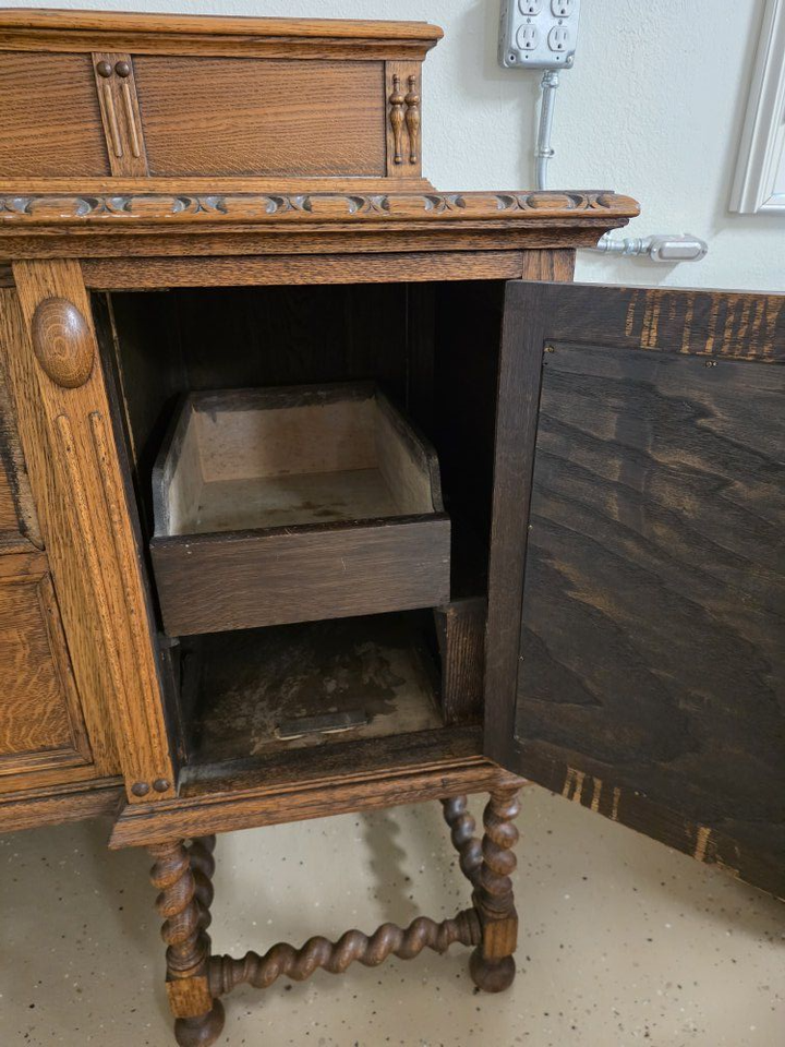 Main image 6