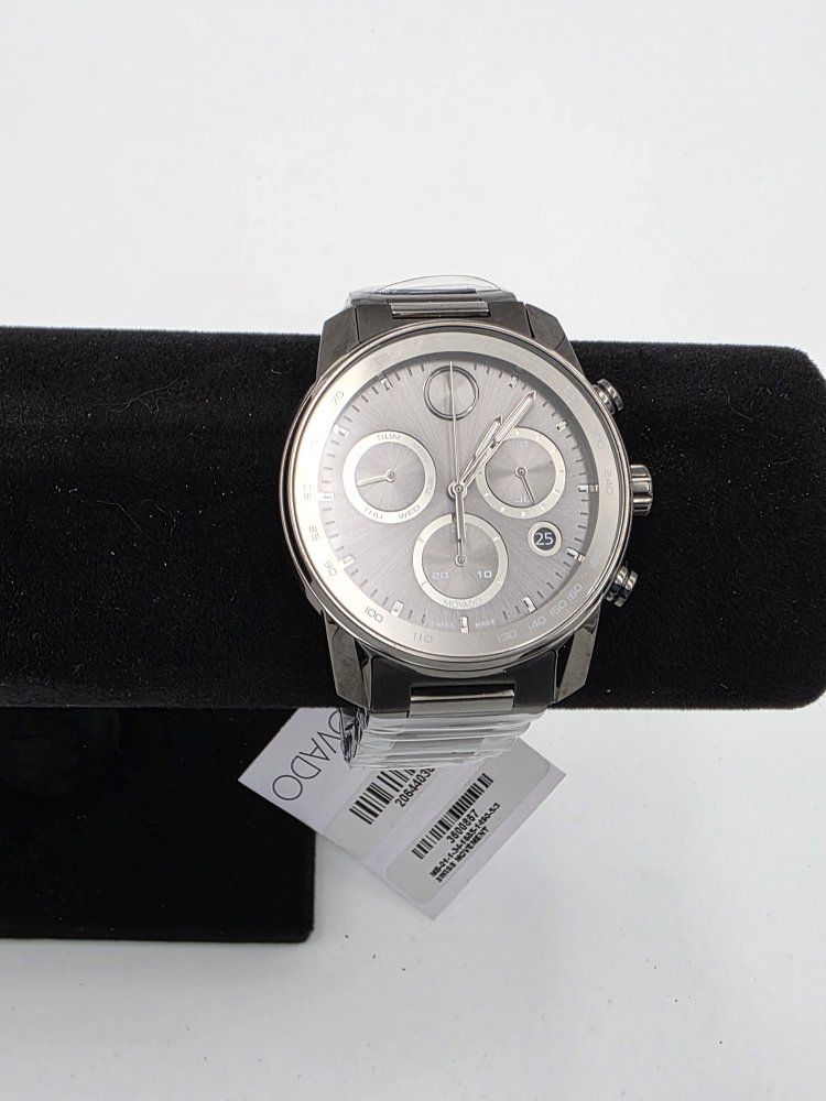 Movado BOLD Verso Chronograph Quartz Men's Watch Gray with Swiss Movement New