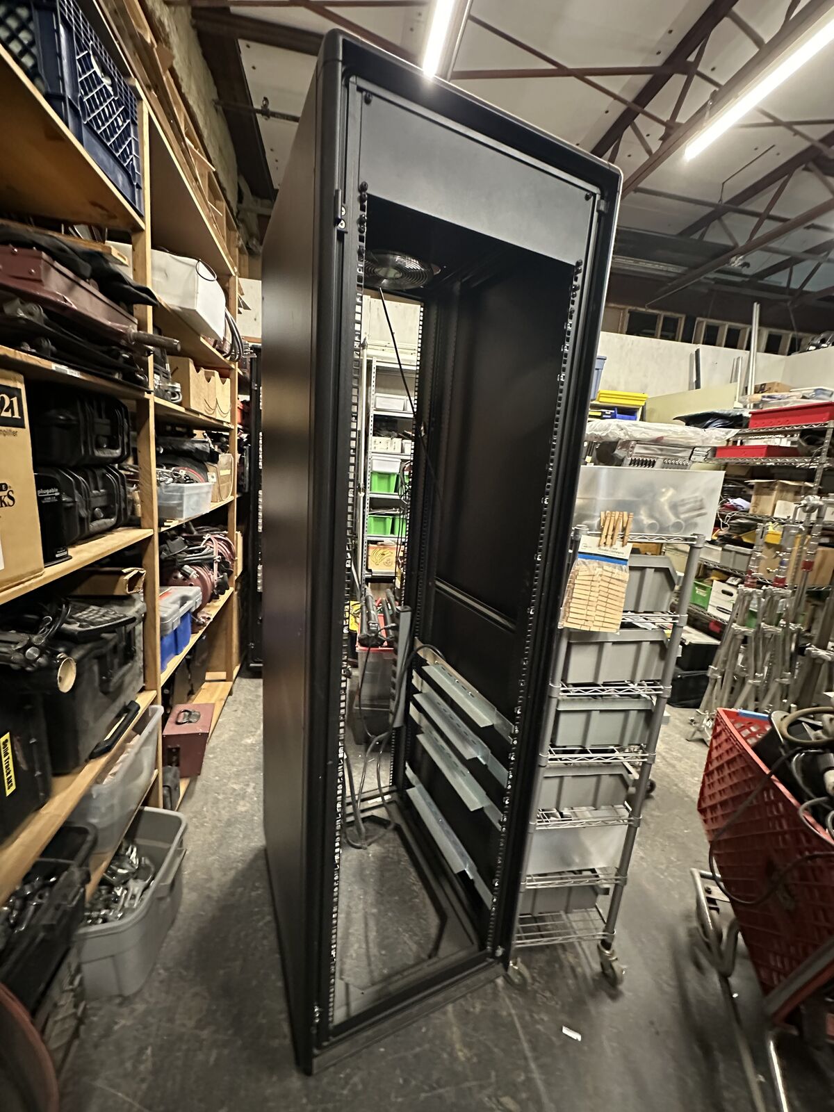 Computer Server Rack 42u With Fan And Power Strip