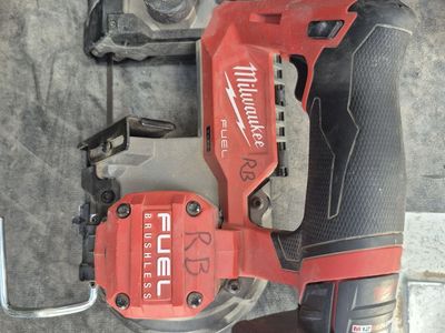 Mikwaukee 12 volt bandsaw