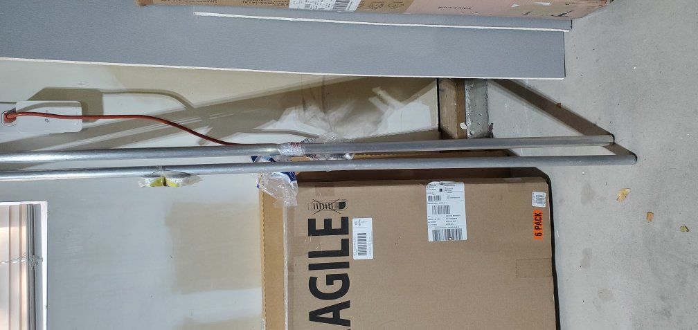 Closet rod/Shower bar