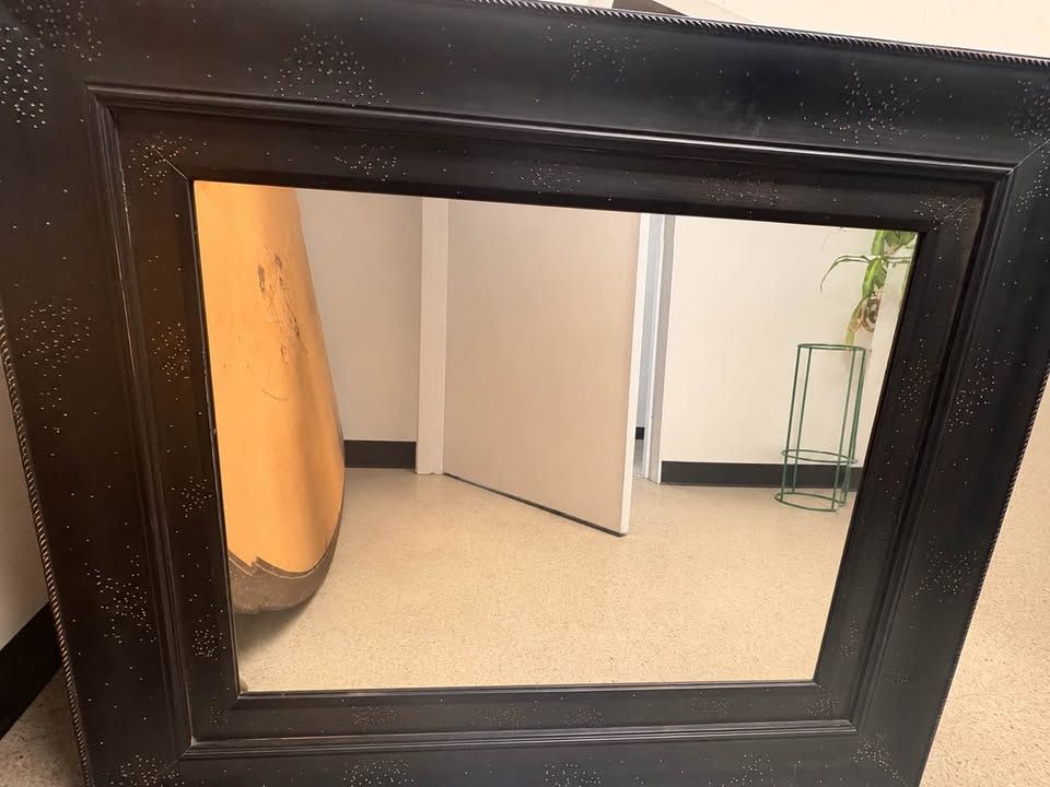 Mirror 39.5 X 33.5