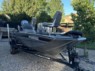 1998 Bass Tracker Pro 175, V-16 WT Fishing Boat with Hummingbird 165 Fish Finder & Trailer