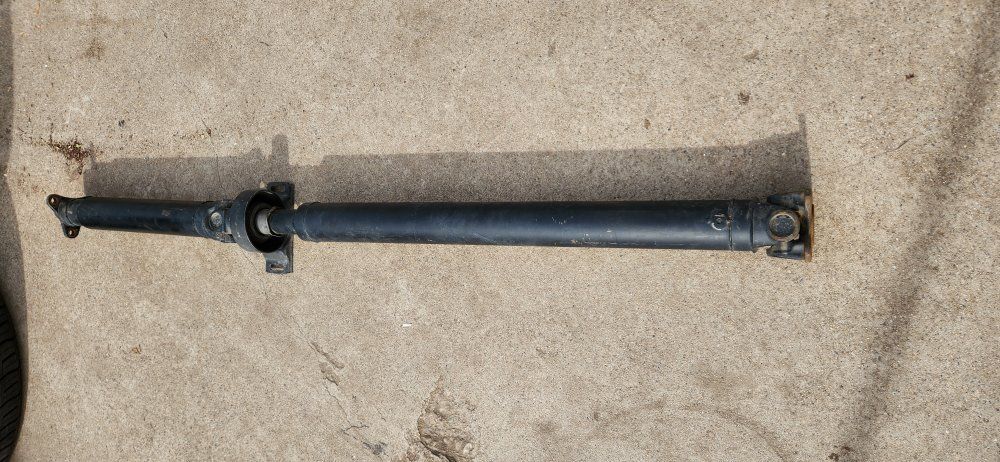 BMW 325i driveline (manual)