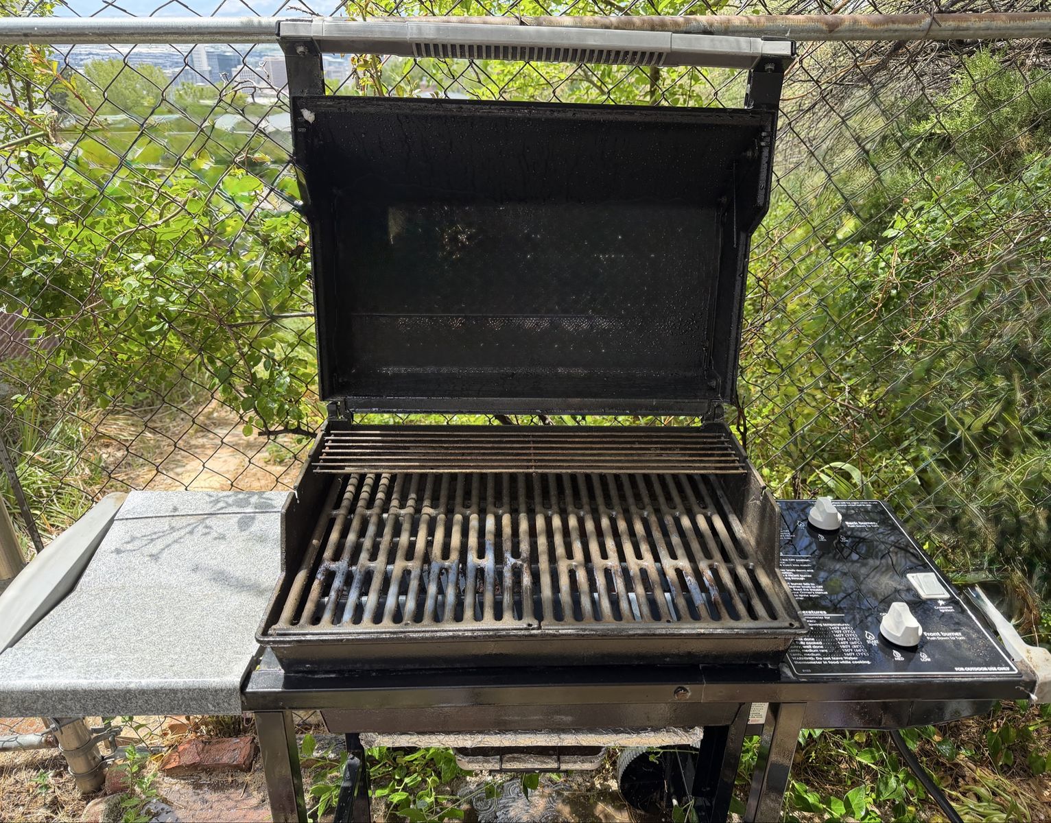 Main image 3