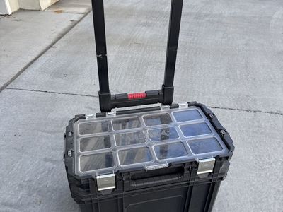 Husky 2-Piece Tool Box