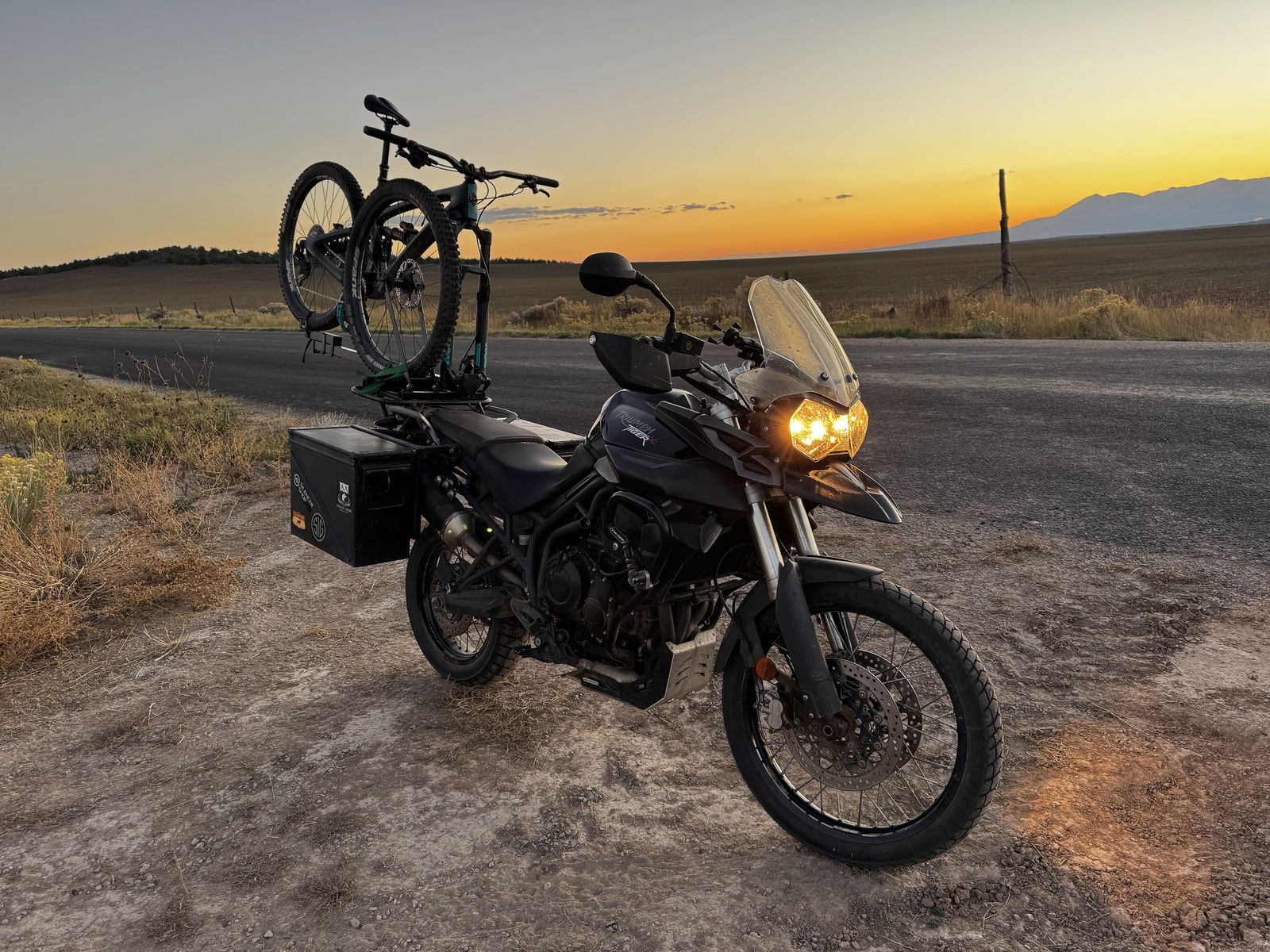 2012 Triumph Tiger 800XC with racks