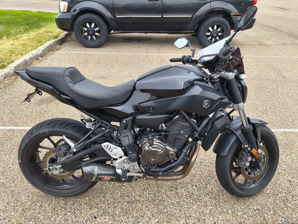 2016 Yamaha FZ-07 Black Sport Bike with Corbin Seat and Yoshimura Exhaust