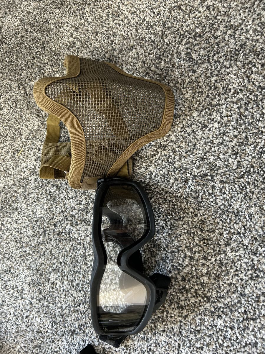 Main image 6