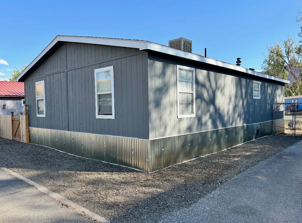 1996 Manufactured Home in Moab, UT - 3 Bed, 2 Bath, 1200 sq ft, Moab Rim Views