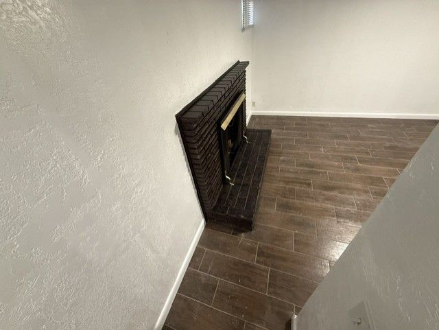 Main image 3