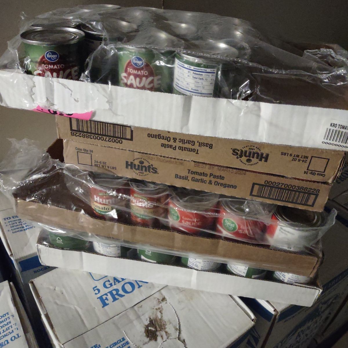 tomato paste and tomato sauce