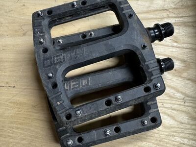 Deity Deftrap Pedals