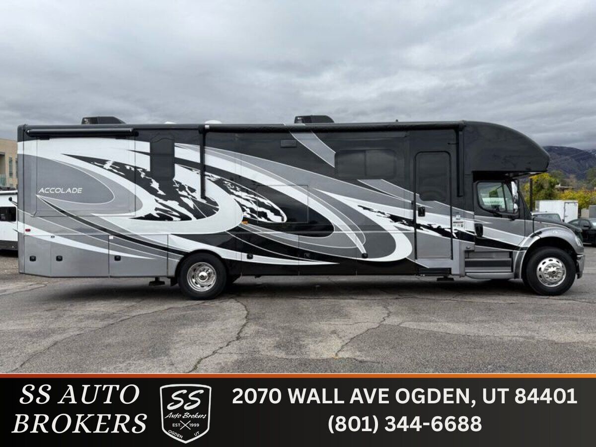 2021 Entegra Coach Accolade 37TS Class C